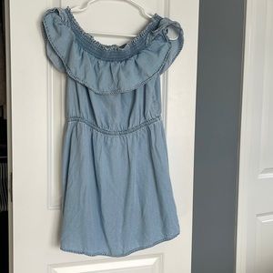 Super cute off the shoulder mini dress!